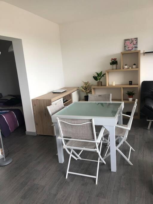 Carnon Plage : Bel Appartement Bien Citue Mauguio Bagian luar foto